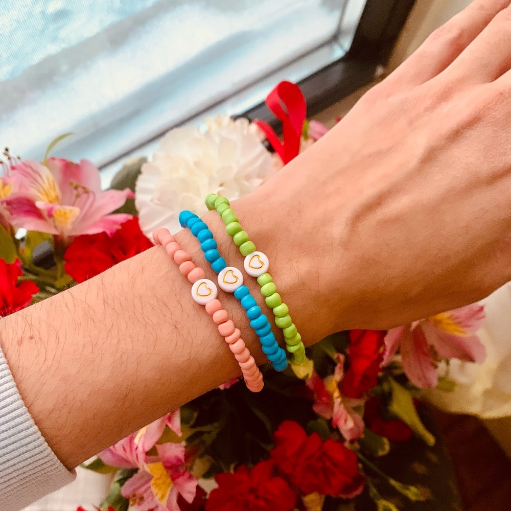 Best friend bracelets 💗💙💚